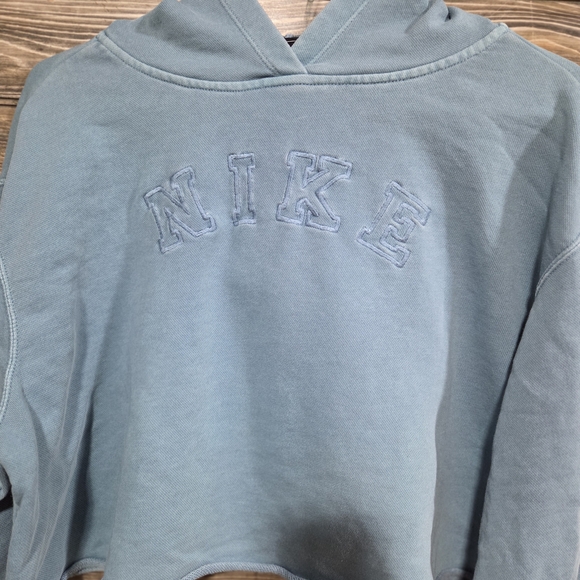 Nike Women's Blue Cropped Sweatshirt - Picture 3 of 5